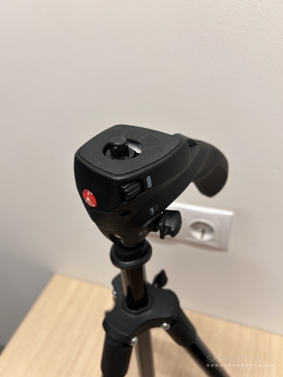 Manfrotto trikojis stovas fotoaparatui