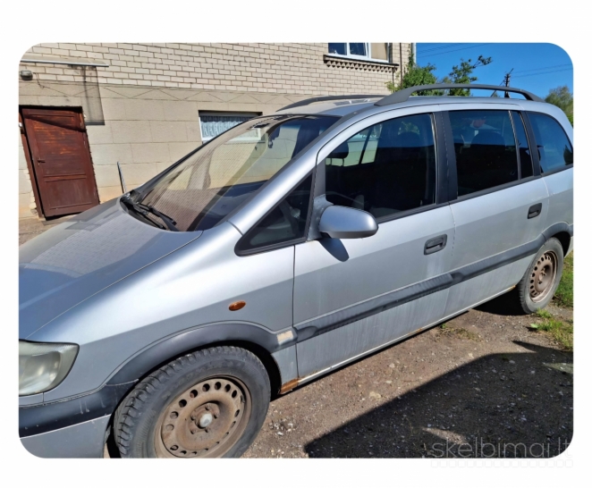 Opel Zafira, pagaminta 2001 m. 