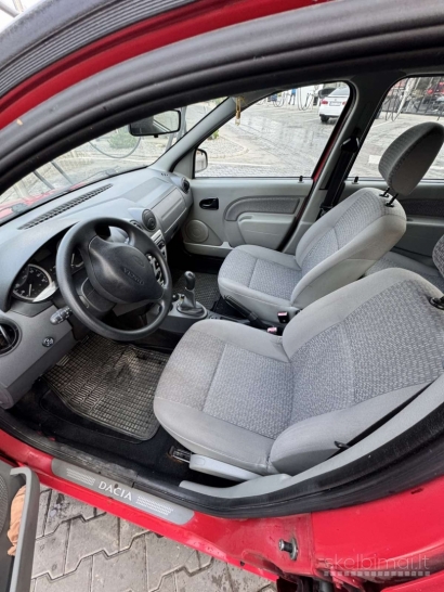 Nuomojamas Dacia LOGAN automobilis (250 eur/mėn.) 