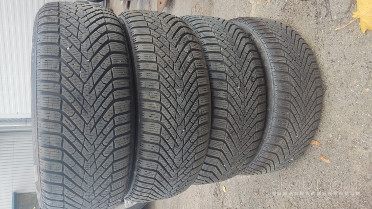 Toyo Winter Cintaurato padangos 205/50/r17 €60