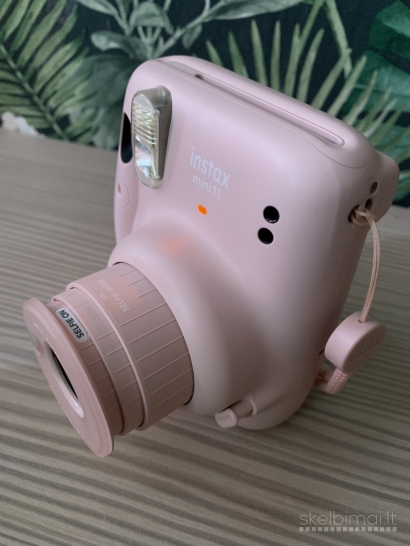 Instax mini 11 fotoaparatas