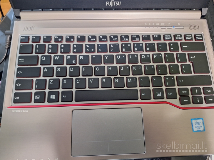 Fujitsu LIFE BOOK E736. i5-6200U. LED, FULL HD.