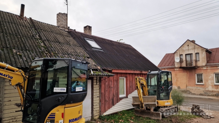 Parduodamas rąstinis namas Pušaloto g. 17, Panevėžyje.