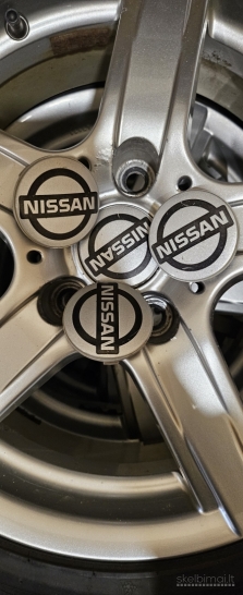 Nissan diskai kartu su žieminėmis padangomis