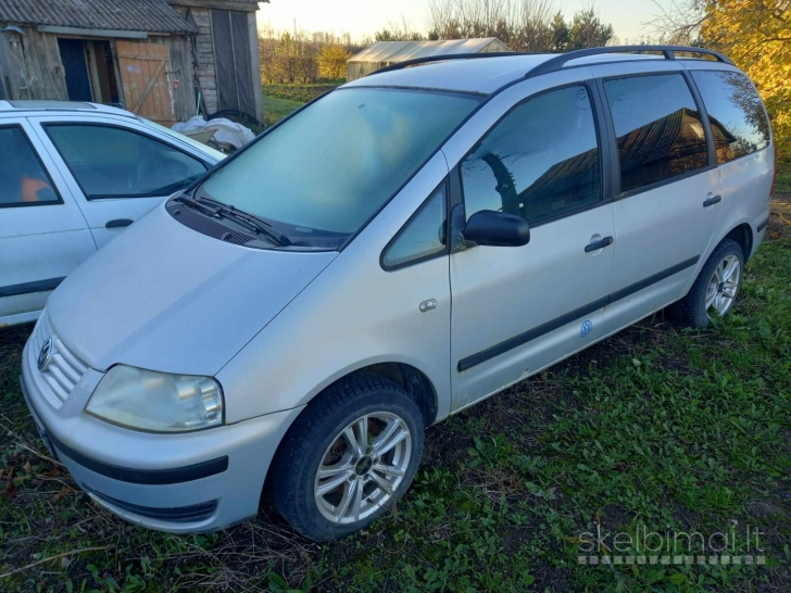 VOLKSWAGEN SHARAN