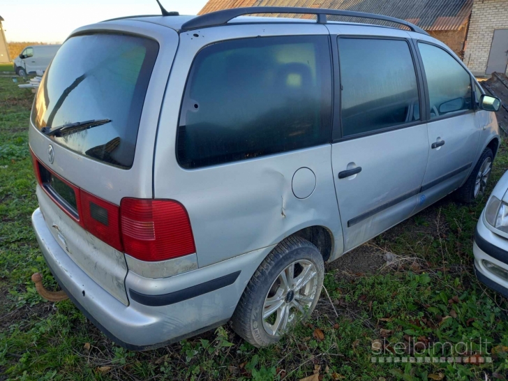 VOLKSWAGEN SHARAN