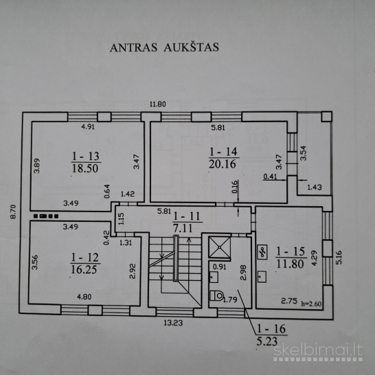 Namas mieste su 20 arų sklypu ir ūkiniu pastatu bei garažu