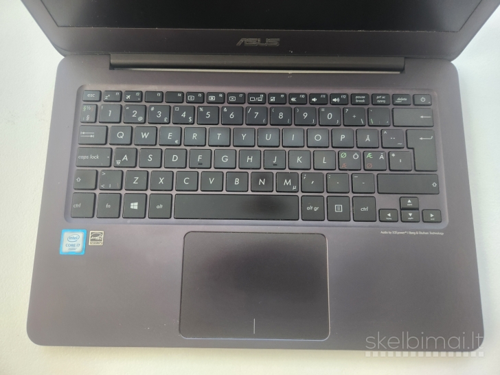 Asus Zenbook Ux305 i7-6500u 8gb RAM 256ssd 