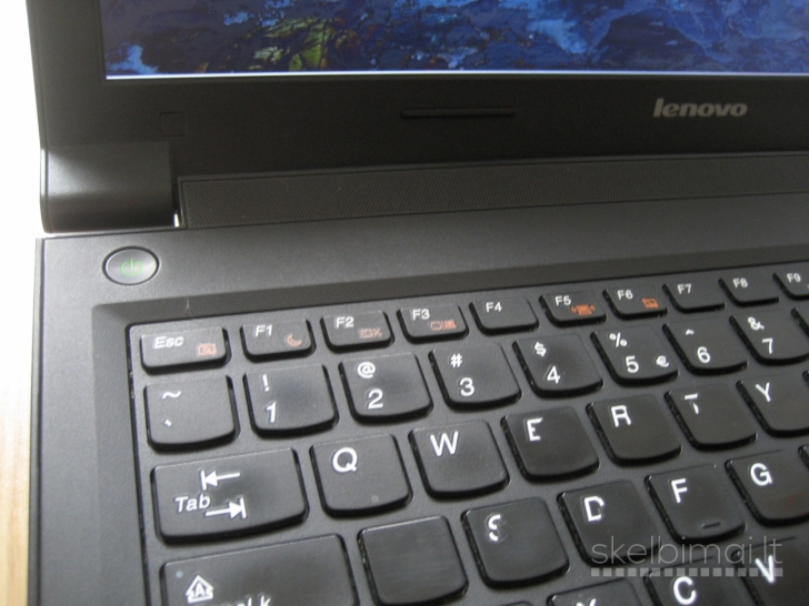 Greitas Lenovo B5400 su 128GB SSD/ 8GB RAM