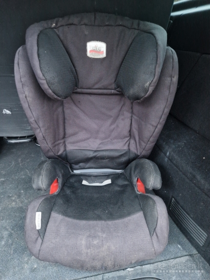 Auto kėdutė Britax tvarkinga 9-36kg, turi Isofix.