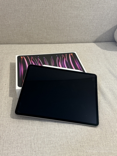 Parduodu iPad Pro 12.9-inch (6th generation) Wi-Fi + Cellular 5G