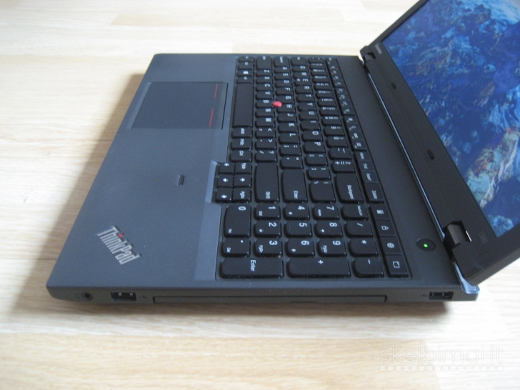 Lenovo L540 su i5 3.10GHz/ 8GB/ 128GB/ 2 val.