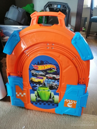 Hot Wheels elektrinė  trasa