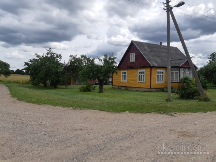 Kunigiškių I kaime,  Svėdasų sen., Anykščių raj., parduodama sodyba;