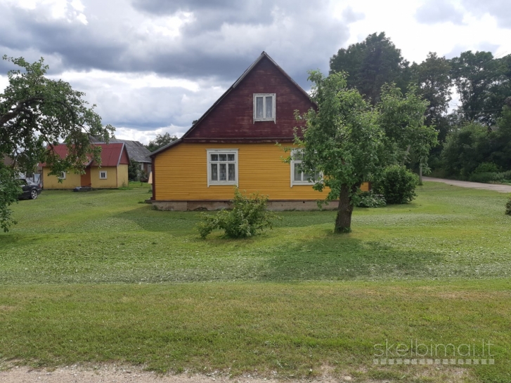 Kunigiškių I kaime,  Svėdasų sen., Anykščių raj., parduodama sodyba;