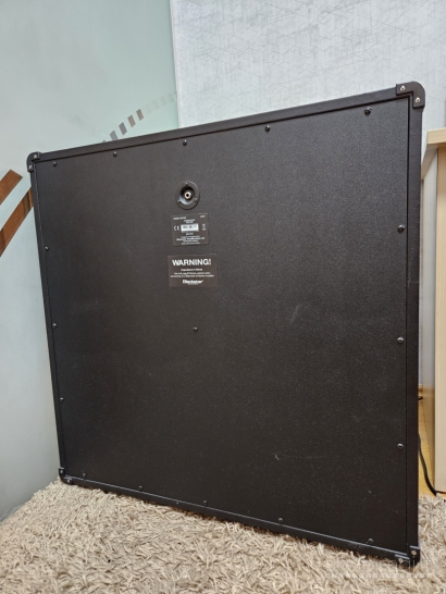 Blackstar 4×12 kolonėlė