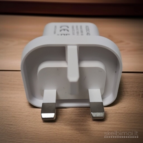 USB Kroviklis UK arba US plug 5V/1A
