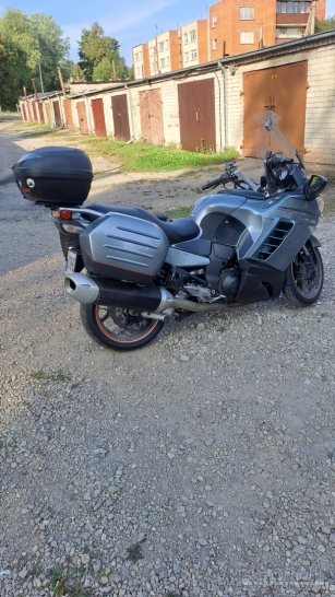 Kawasaky gtr 