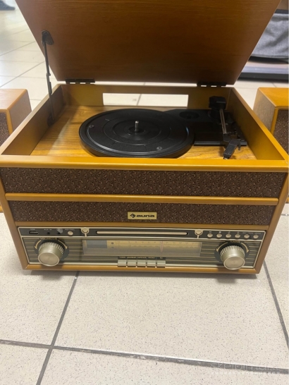 Naujas patefonas, muzikinis centras, radija, kasečių, CD skaitytuvas 