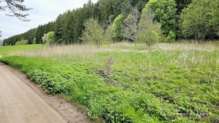 Parduodu sklypa.