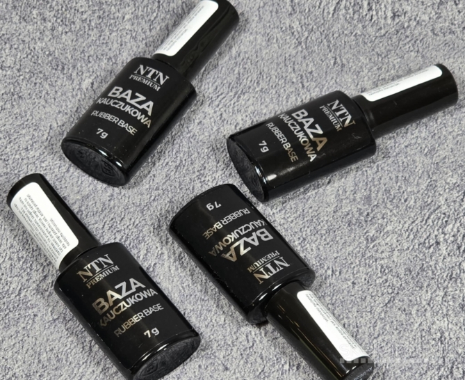 Kaučiukinė bazė nagams Ntn Premium Rubber