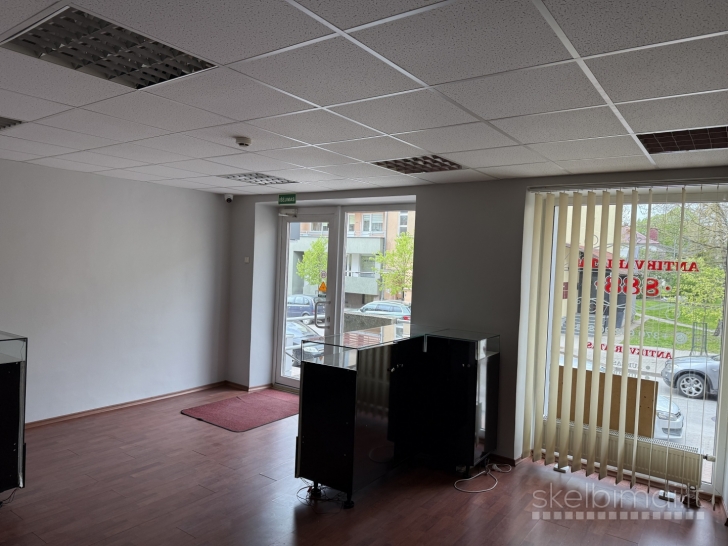 Parduodamos administracinės patalpos centre, Dvaro gatvė 48, Šiauliai