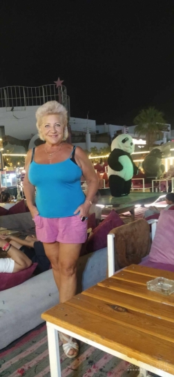 Sexbomb graziu, siek tiek apvaliu kuno formu