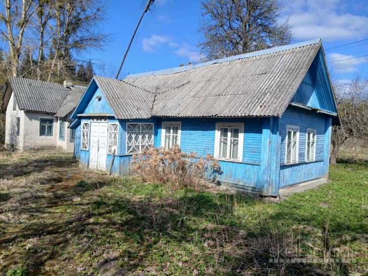 Sodyba miškų apsuptyje