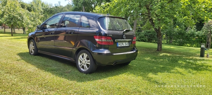Parduodu Mercedes-Benz B180