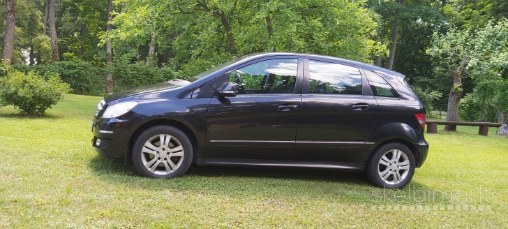 Parduodu Mercedes-Benz B180