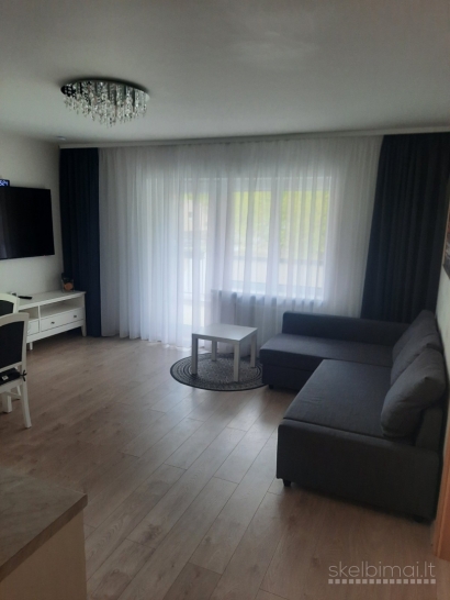 Išnuomojamas 3 kambarių butas 
