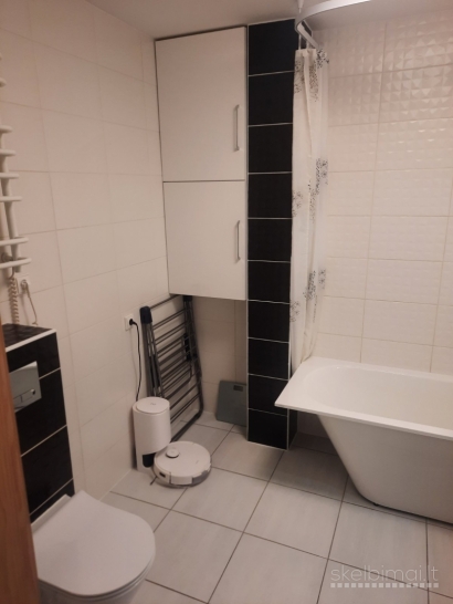 Išnuomojamas 3 kambarių butas 