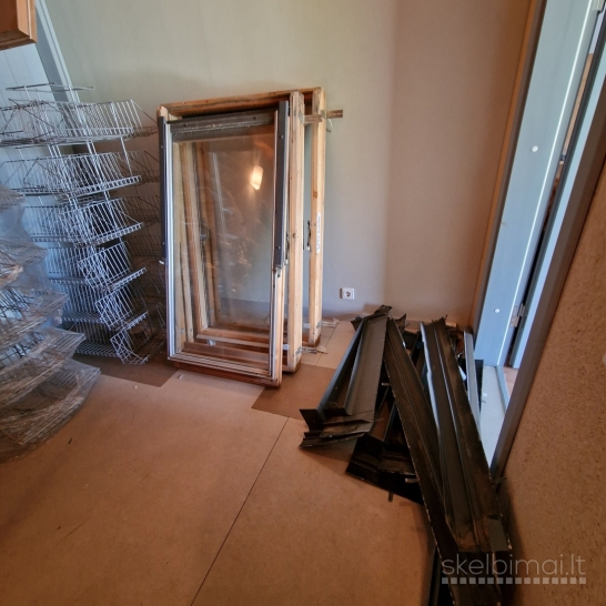 Velux stoglangiai naudoti 2 vnt. 78x140cm