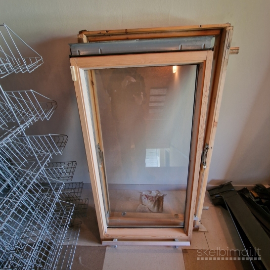 Velux stoglangiai naudoti 2 vnt. 78x140cm