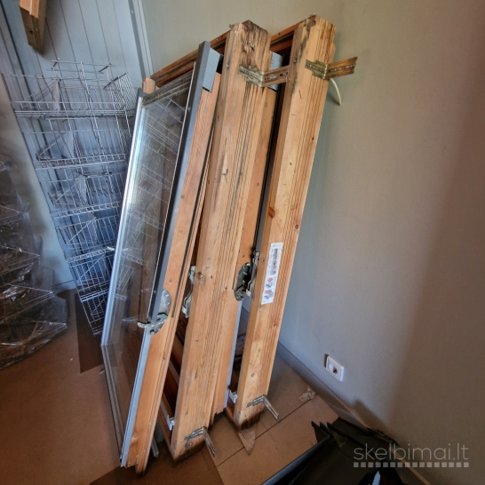 Velux stoglangiai naudoti 2 vnt. 78x140cm