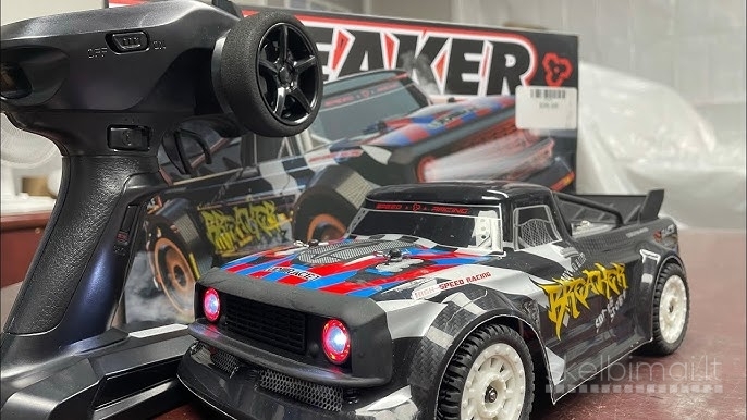 Naujos UDIRC 1/16 Drift ralio mašinėlė 2x baterijos priedai
