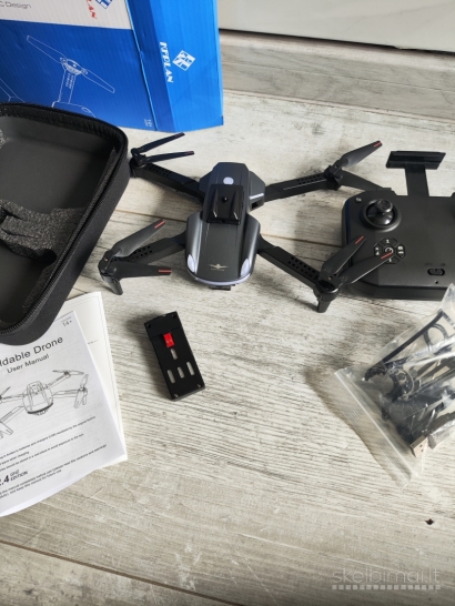 Naujas KF616 Mini WiFi Dronas su dviguba kamera 2x akumai