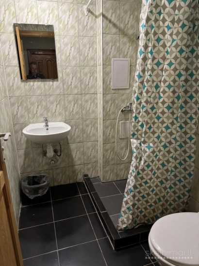 2 kambarių butas bendrabučio tipo Šiauliuose Spindulio g.