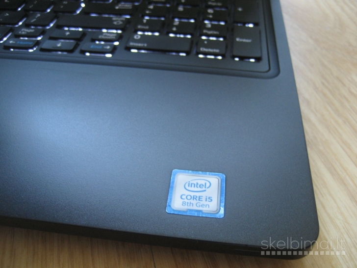 DELL 5590 FullHD IPS/ švieč. klav./ i5 3.40GHz