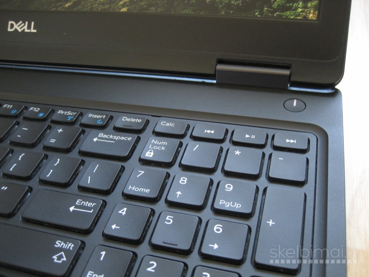DELL 5590 FullHD IPS/ švieč. klav./ i5 3.40GHz