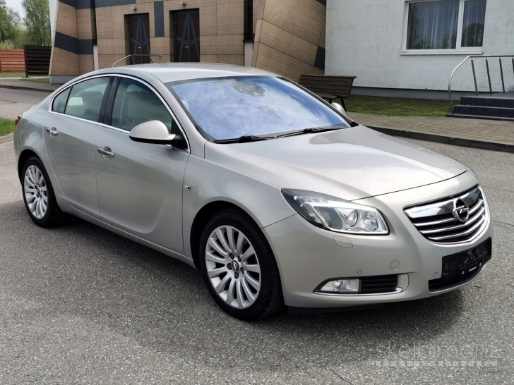 Opel Insignia 2010