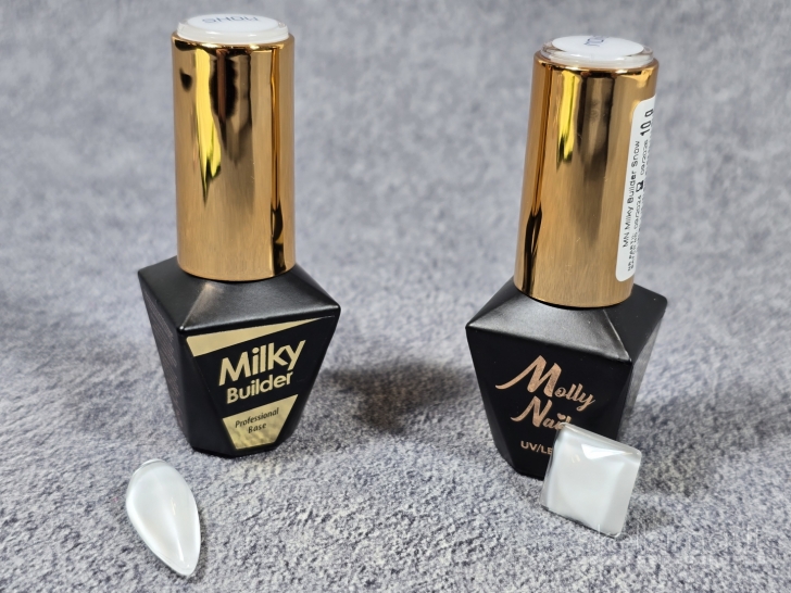 Pieniška bazė nagams Molly Milky Builder Snow