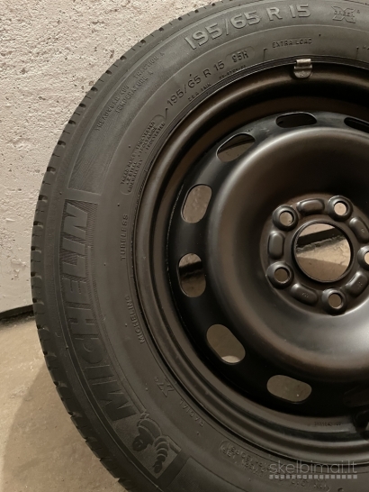 Atsarginis ratas  Tinka: Ford Focus, C-Max, Mondeo, Volvo S40, V50 ir kt.