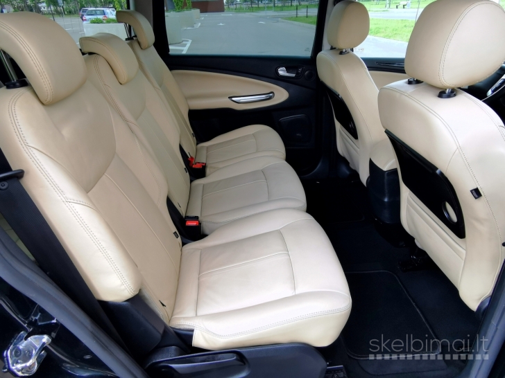Ford Galaxy 2014