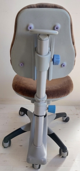 Ergonomiška auginimo kėdė vaikams COMF-PRO (ruda)