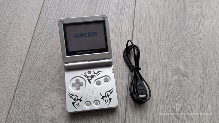 Game Boy Advance Sp / Tattoo Tribal Edition