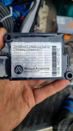 126649170926 Pneumatines vaziuokles solenoidu blokas