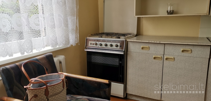 Parduodamas 1 kambario butas Žemaičių g. 30, Panevėžyje