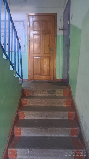 Parduodamas 1k butas Traksėdžiuose,1 aukšte.
