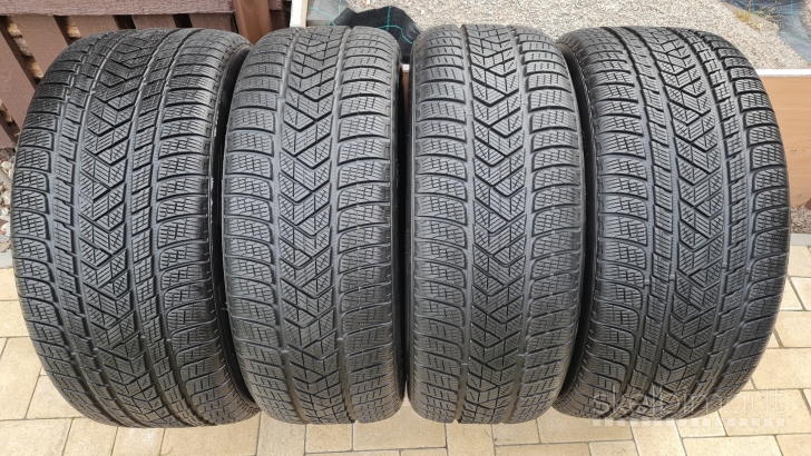 BMW X5 R19,Žieminių padangų komplektas PIRELLI SCORPION WINTER ECOIMPACT